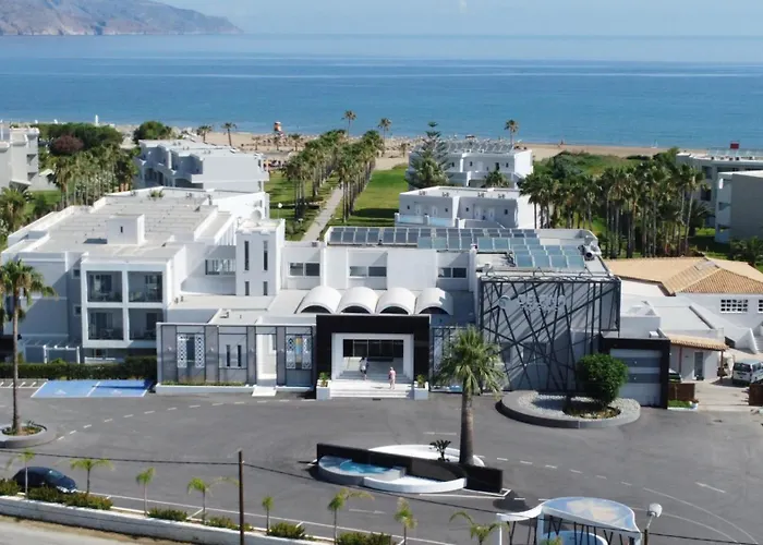 Delfina Tropic Beach
