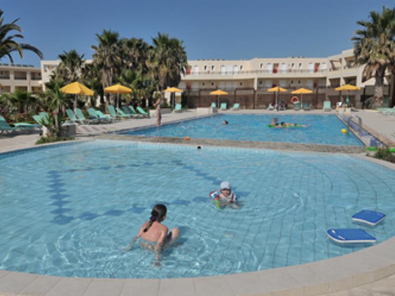 Delfina Tropic Resort Paralia Kourna